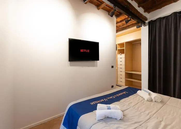 Labanca's Luxury Navona 2 *